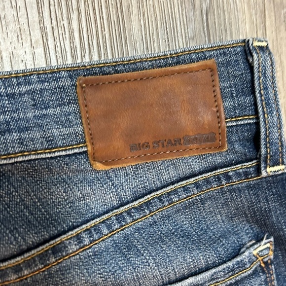 BIG STAR Joey Slouchy Fit women’s designer jeans. W24:L34 with 8” rise.Like new. - Picture 8 of 9